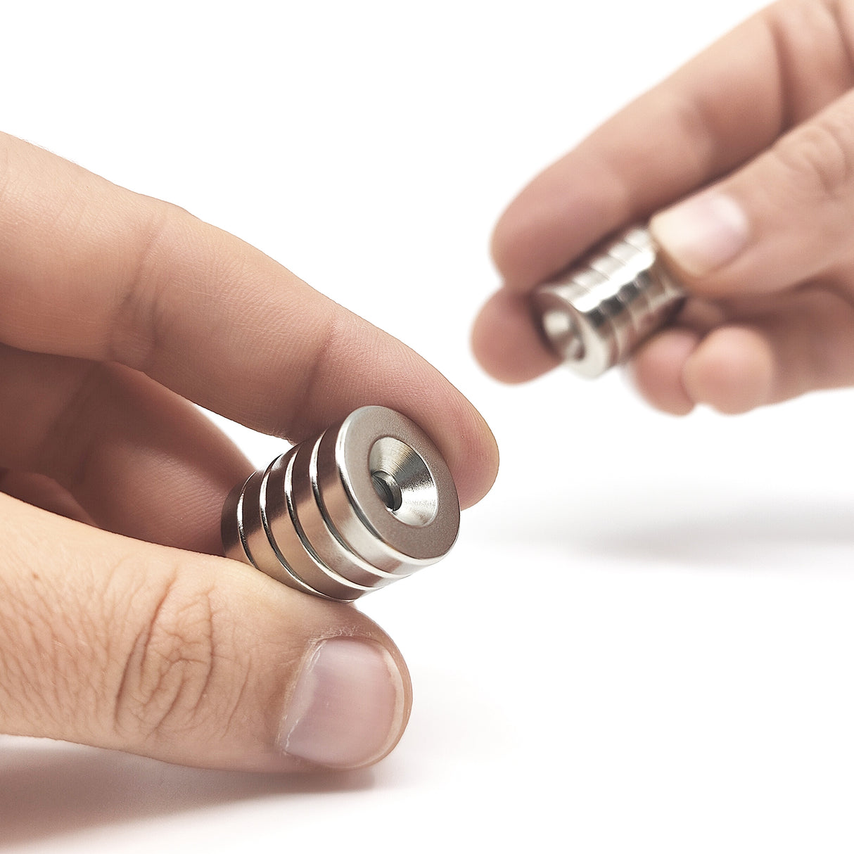 Undersænket powermagnet, Ring 18x4 mm. (N + S) 10-pak