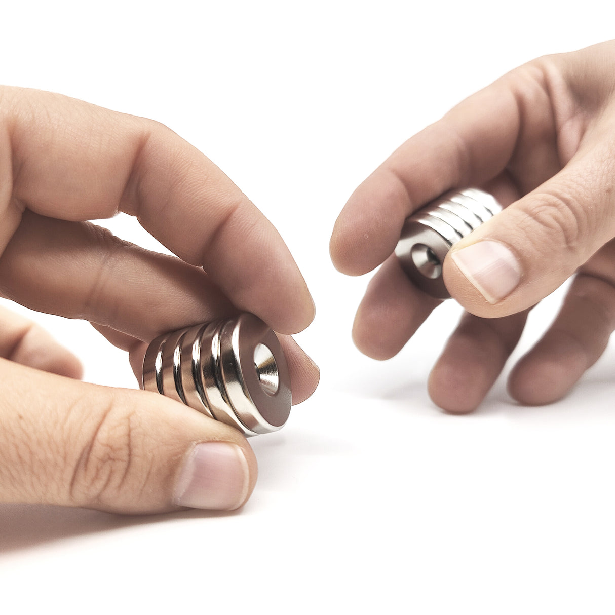 Undersænket powermagnet, Ring 23x4 mm. (N + S) 10-pak