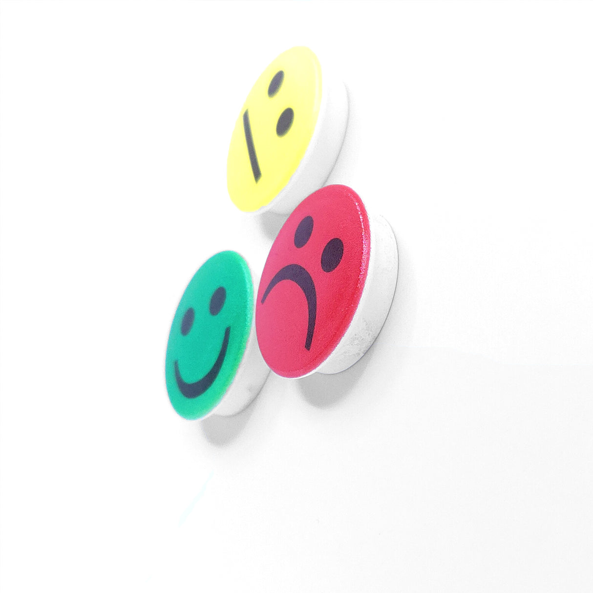 Smiley Magnet rød, Sur - Kraftig magnet