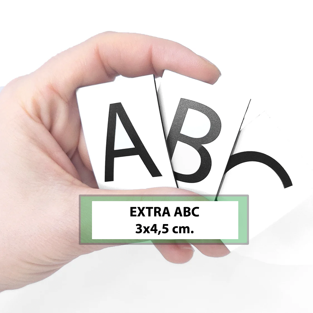 Magnetiske bogstaver extra (5 stk.) - Magnetfolie 3x4,5 cm.