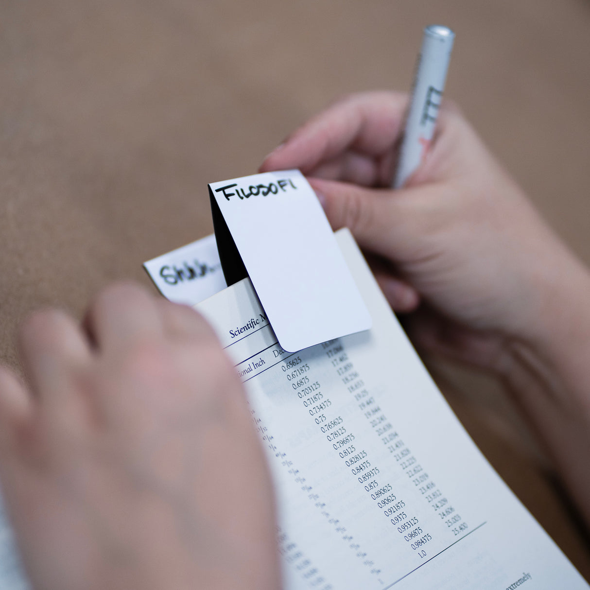 Magnetiske bogmærker 6x4 cm., hvide (2-pak)