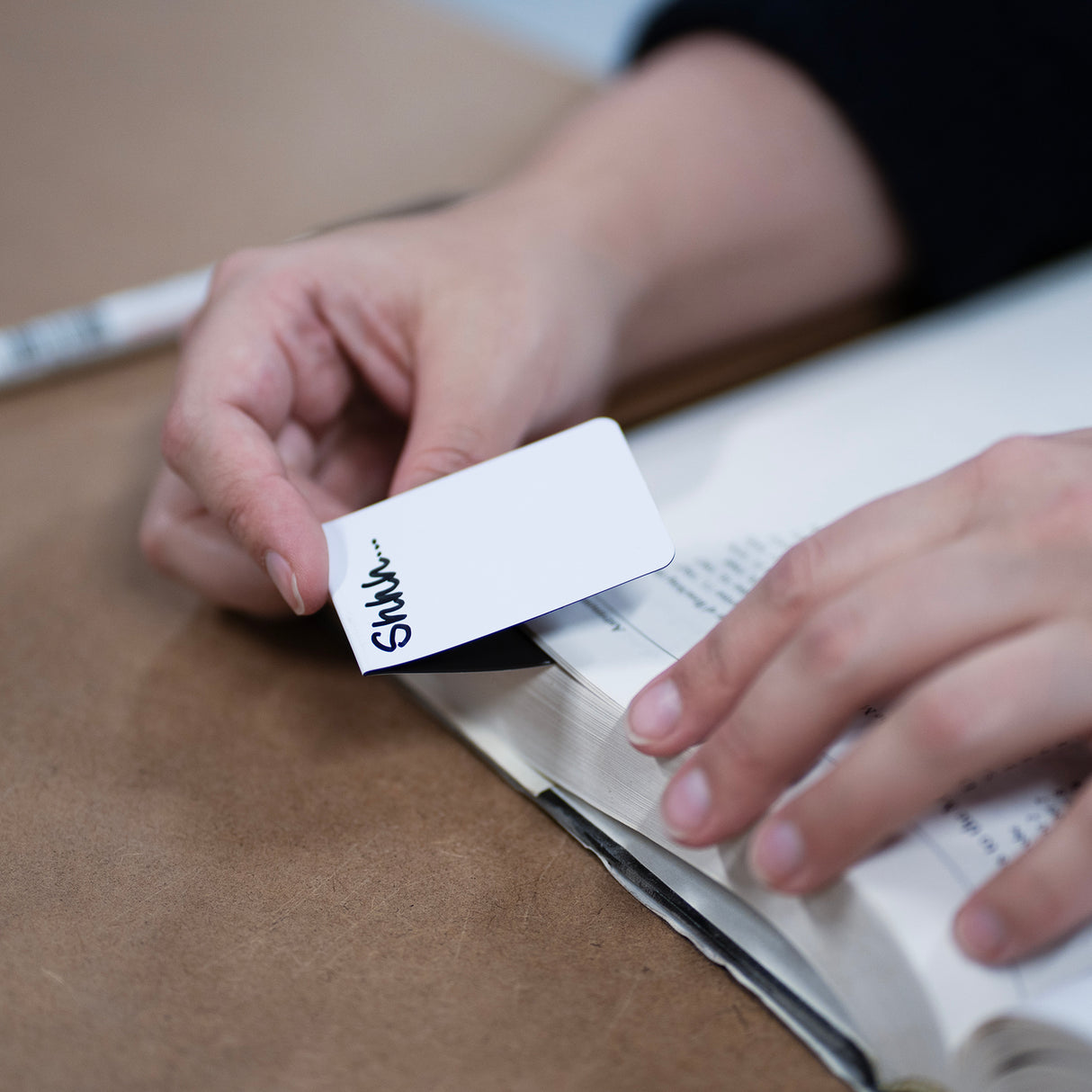 Magnetiske bogmærker 6x4 cm., hvide (2-pak)