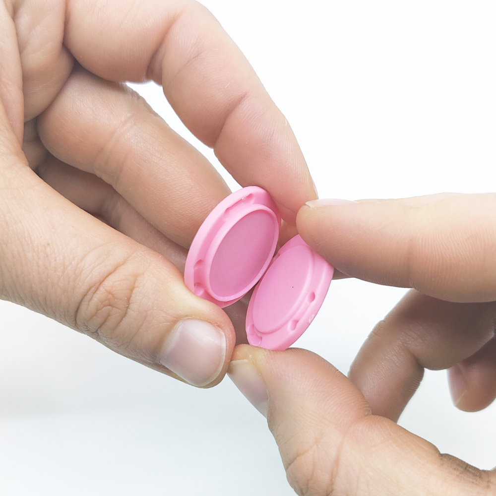 Sy-i-magnet knap rund Ø26 mm., lyserød