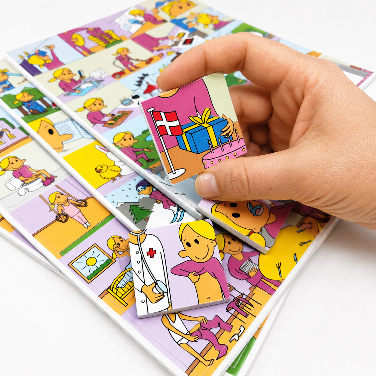 Magnet piktogrammer 4,5 x 4,5 cm. - Pige (80 stk.)