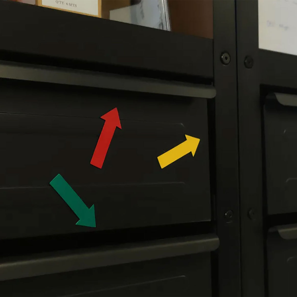 Farvede pile MIX 7x3 cm. (3-pak) - magnetfolie