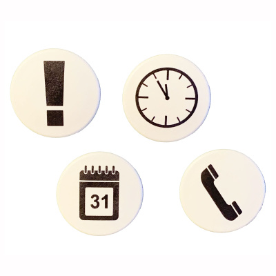 ON TIME er en pakke m. 4 hvide, stærke kontormagneter m. sorte symboler