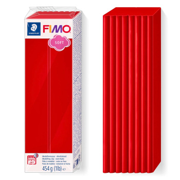 Fimo soft rød i varianten julerød. Du får en XL pakke med 454 gram. Ovntid for Fimo Soft er 30 minutter ved 110 grader.