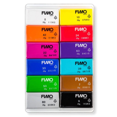 Der er ingen grund til at nøjes - se alle de skønne farver her, der følger med i Fimo Basic Soft pakken.