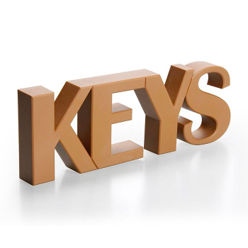 KEYS nøgleholder fra det populære brand Qualy. Hvert bogstav kan snildt bære 4-5 nøgler.