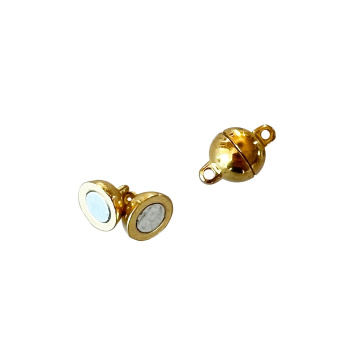 Guldfarvede kugle magnetlåse til smykker - lav en flot og smart lukning til dine armbånd og halskæder. Sælges fra 1 sæt.