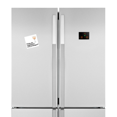 Gør dit køleskab mere personligt med en champagne magnet 8x8 cm.