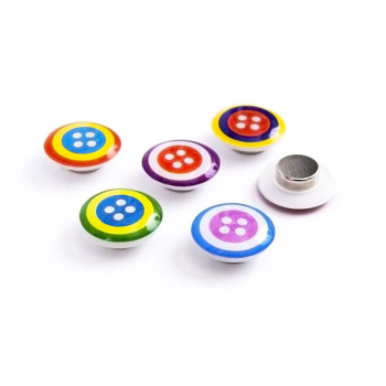 Pakke med 6 magnetiske knapper fra Trendform, model TF3314. Lavet af kunststof i forskellige farver - ligner små knapper.
